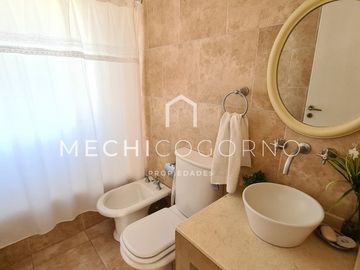Casa 4 dormitorios venta en San Isidro Labrador, Villa Nueva
