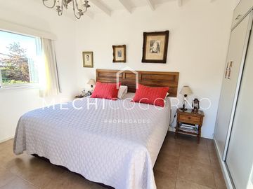 Casa 4 dormitorios venta en San Isidro Labrador, Villa Nueva