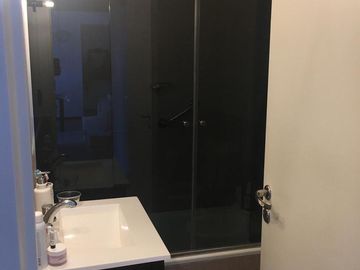 OPORTUNIDAD - 2 amb con balcón - impecable