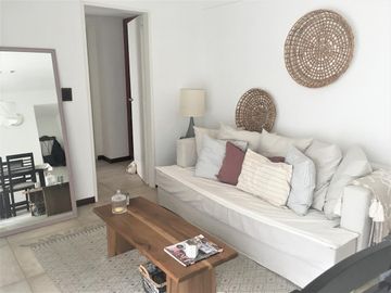 OPORTUNIDAD - 2 amb con balcón - impecable