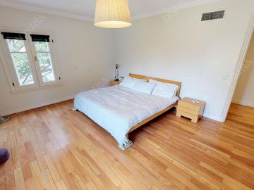 Venta casa de 8 dormitorios en Las Lomas de San Isidro. Venta con renta