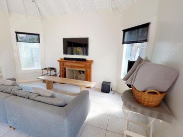 Venta casa de 8 dormitorios en Las Lomas de San Isidro. Venta con renta