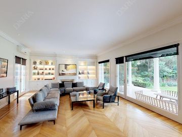 Venta casa de 8 dormitorios en Las Lomas de San Isidro. Venta con renta
