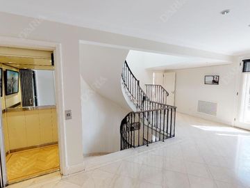 Venta casa de 8 dormitorios en Las Lomas de San Isidro. Venta con renta
