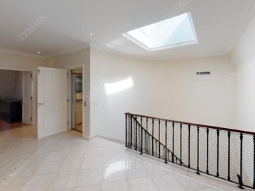 Venta casa de 8 dormitorios en Las Lomas de San Isidro. Venta con renta