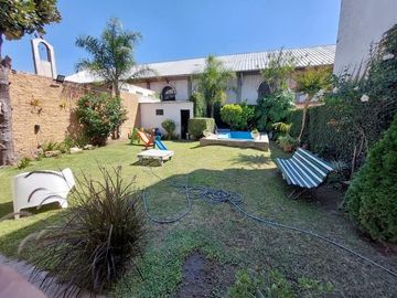 Casa en venta - 2 Dormitorios 1 Baño - Local - 300Mts2 - Ramos Mejía
