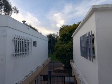 Venta 2 dormitorios con patio sin expensas proximo a Nueva Cba / Ipona