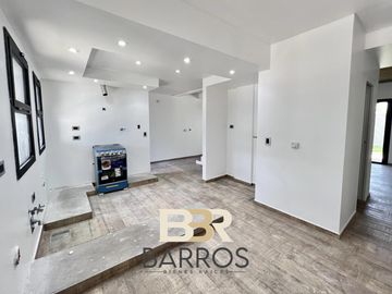Venta duplex 4 ambientes Castelar