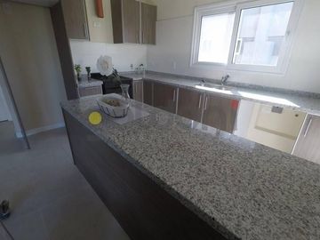 Casa en venta en Fincas de Hudson con amplio Parque