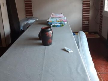 Casa/Duplex 4 ambientes con piscina en venta - Quilmes Residencial-Permuta departamento menor valor
