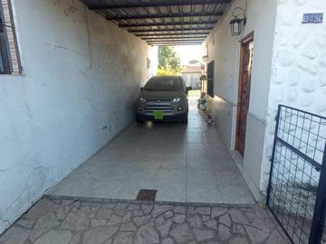 VENDE CASA EN CLAYPOLE