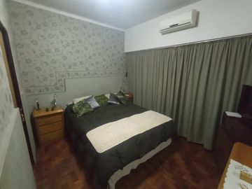 VENDE CASA EN CLAYPOLE
