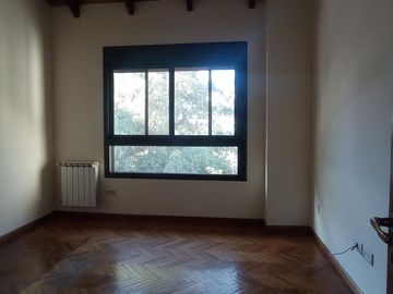 Departamento en  venta en Casonas del Norte 2 dormitorios más dependencia , 3 baños , balcones