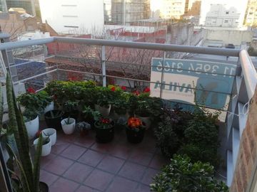 Venta departamento 3 ambientes c/cochera y  balcón Belgrano  chico