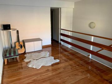 Venta departamento 3 ambientes c/cochera y  balcón Belgrano  chico
