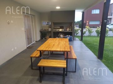 Casa en  venta en Barrio Privado Casuarinas Premium Canning