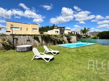 Casa en  venta en Barrio Privado Casuarinas Premium Canning