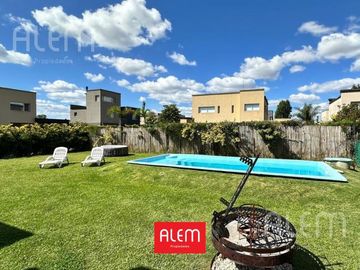 Casa en  venta en Barrio Privado Casuarinas Premium Canning
