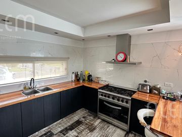 Casa en  venta en Barrio Privado Casuarinas Premium Canning
