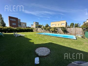 Casa en  venta en Barrio Privado Casuarinas Premium Canning