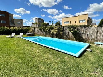 Casa en  venta en Barrio Privado Casuarinas Premium Canning
