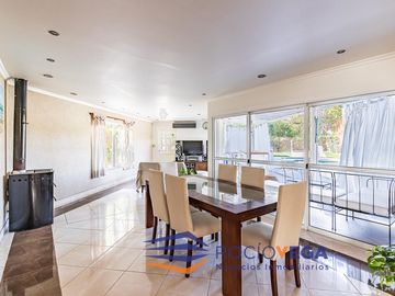 Venta de casa  en Golfer´s Country Club Pilar