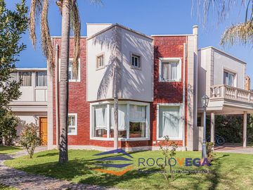 Venta de casa  en Golfer´s Country Club Pilar