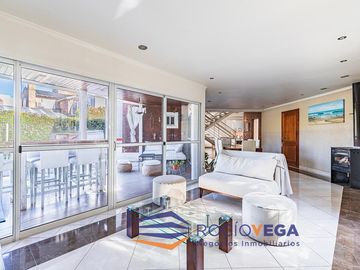 Venta de casa  en Golfer´s Country Club Pilar