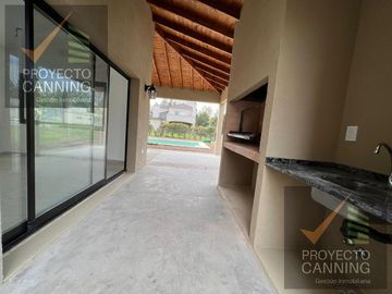 Casa venta Canning Barrio El Principado