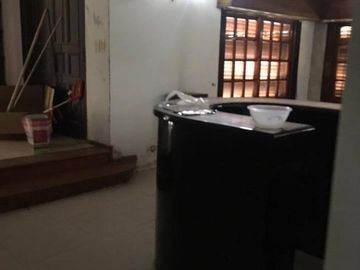Valor Rebajado! Importantisima Propiedad sobre 3 Lotes sobre calle De La Vega