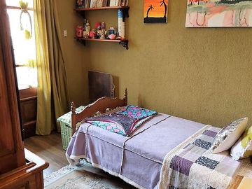 Casa 4 amb. en Olivos reciclado totalmente a nuevo
