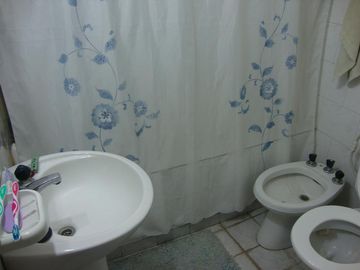 Vende:Casa