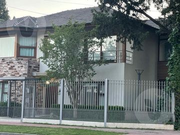 Casa en venta - Monte Grande, Recarte al 500