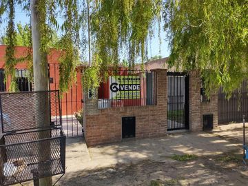 Oportunidad - Valor Rebajado! 2 Departamentos en Planta Baja en el mismo Lote! Se venden juntos