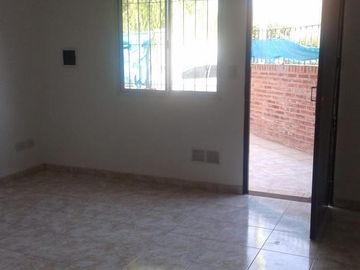Oportunidad - Valor Rebajado! 2 Departamentos en Planta Baja en el mismo Lote! Se venden juntos