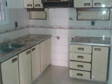 Oportunidad - Valor Rebajado! 2 Departamentos en Planta Baja en el mismo Lote! Se venden juntos