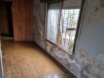 Casa en venta - 2 dormitoritos 1 baño  - 118mts2  - Bernal Oeste