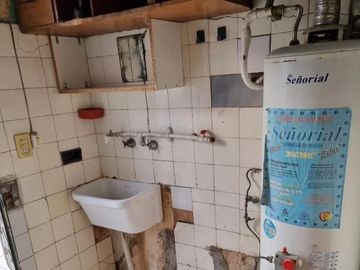Casa en venta - 2 dormitoritos 1 baño  - 118mts2  - Bernal Oeste