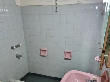 Casa en venta - 2 dormitoritos 1 baño  - 118mts2  - Bernal Oeste