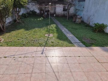 Casa en venta - 2 dormitoritos 1 baño  - 118mts2  - Bernal Oeste