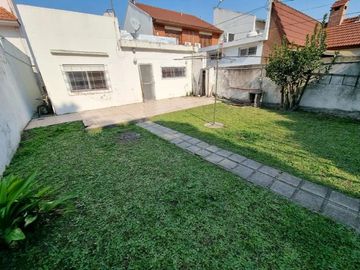 Casa en venta - 2 dormitoritos 1 baño  - 118mts2  - Bernal Oeste