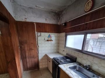 Casa en venta - 2 dormitoritos 1 baño  - 118mts2  - Bernal Oeste