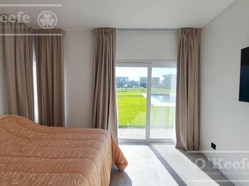 Casa en venta 4 ambientes doble lote en Greenville Hudson Berazategui