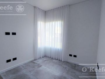 Casa en venta 4 ambientes doble lote en Greenville Hudson Berazategui