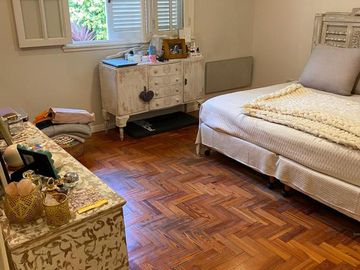 Gran Casa en Adrogue!! Excelente Ubicacion