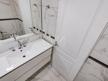 Venta departamento semipiso de 4 ambientes - Avellaneda