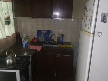 Casa  con lote de 8,66 x 46,5 con dos viviendas  - Sarandi