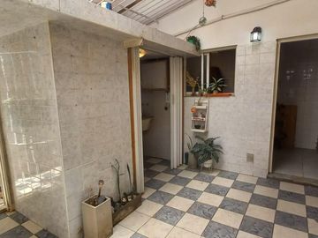VENTA PH ALMAGRO SIN EXPENSAS