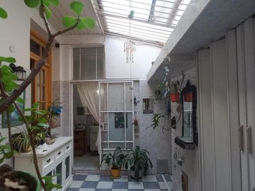 VENTA PH ALMAGRO SIN EXPENSAS