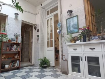 VENTA PH ALMAGRO SIN EXPENSAS